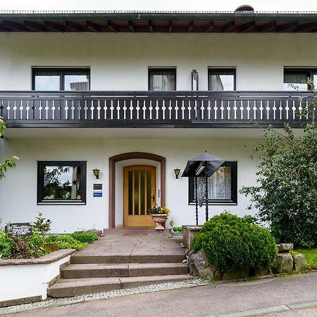 Hotel Schwarzwaldschaefer Enzklösterle エクステリア 写真